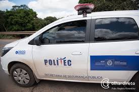Motociclista morre ao bater em traseira de caminhão na Imigrantes; mulher e filho também se feriram