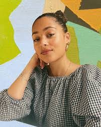 Amelia Buchanan's Instagram, Twitter & Facebook