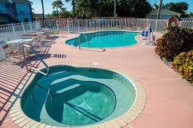 Conveniently located on the berlin turnpike, close to a wide variety of stores, restaurants and trinity college. Atlantic Inn Bewertungen Fotos Preisvergleich Indialantic Florida Tripadvisor