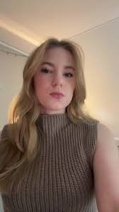 Elvira Lundgren Official