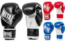 A boxer wins a match either by outscoring the opponent or by rendering the opponent incapable of continuing the match. Boxing Gloves Training Mb200 Metal Boxe Dragonsports Eu