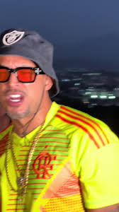 Posta foto nos story com meu manto do Flamengo ⚫️🔴 #flamengo #viral #funk  #mengao