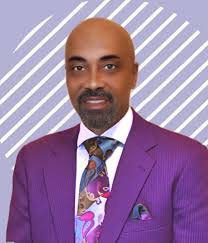 Ken Hare's Instagram, Twitter & Facebook