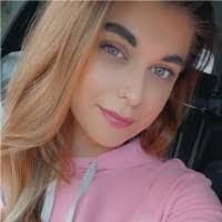 Gabrielle Couch's Instagram, Twitter & Facebook