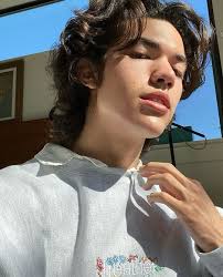 we still remember the 3rd of december 🥹 happy heather day @conangray