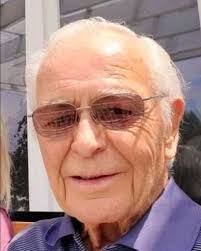 Lisa Opsahl's Instagram, Twitter & Facebook