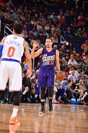 He played college basketball for one year with the liberty flames. Seth Curry Of Los Suns Sizes Up Nueva York Pg Shane Larkin Basketball Pictures Sports Images Nba Basketball