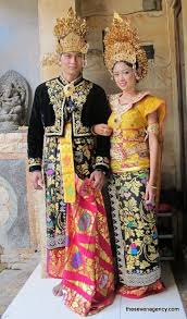 It is derived from indonesian culture and indonesian traditional textile traditions. 125 Indonesian Wedding Ideas Indonesian Wedding Wedding Indonesian