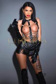 Mirinda, Regents Park, Romanian Escort