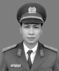 Ôi Tổ quốc ta, ta yêu như máu thịt Như mẹ cha ta, như vợ như chồng Ôi Tổ  quốc, nếu cần, ta chết Cho mỗi ngôi nhà, ngọn núi, con sông... #