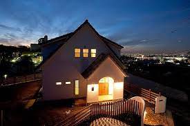 千葉 木更津 東京湾を眺める三角屋根の家 高台から眺める朝日と夕日に癒される北欧スタイルの家 北欧 注文住宅 木の家 housedesign デザイン住宅 戸建て 千葉の工務店 設計士とつくる家 建築家とつくる家 設計事務所 アイランドキッチン オーダーキ ホーム