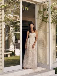 Les dejo unos consejos de como ir a una boda si eres invitada de un invitado directo. Boda A La Vista En Otono El Vestido Es El Rey Telva Com