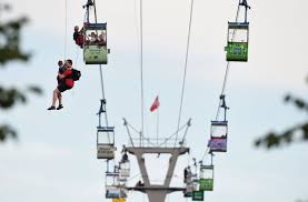 Es gibt tote und verletzte. Seilbahn Unfall In Koln Aufprall Auf Wasser Ware Vermutlich Todlich Panorama Stuttgarter Zeitung