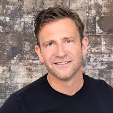 Sean Dalton's Instagram, Twitter & Facebook