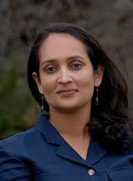 Kimberly Blahnik's Instagram, Twitter & Facebook