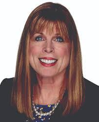 Leslie Verner's Instagram, Twitter & Facebook