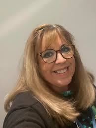 Hi I am 70 an Aquarius. I grew up in a wonderful time. The music was great  and it was a time of peace and love. Love this group. Me