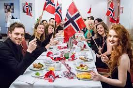 Vi byr på fingermat med god drikke både til voksne og barn (det er en egenandel på kr. Hvor Mange Kan Man Invitere Pa 17 Mai Frokost