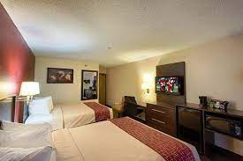 Cheap Hotels In Malone Ny Red Roof Inn Red Roof Modern Movie Room