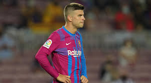 However, in the interview of la vanguardia, his father, joan pique, stated that his son had just done the iq. N13y7alwwhawem