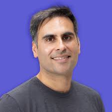 Stop Self-Promoting in LinkedIn Comments