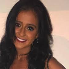 Gina Cutrone's Instagram, Twitter & Facebook