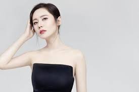 Best known in korea for the films bloody tie (2006) and portrait of a beauty (2008), choo has mostly worked in mainland china since 2007, notably in television drama the temptation to go home (2011). Compared With Other Korean Actresses Is Choo Ja Hyun Who Married To China Considered Lucky Daydaynews