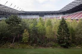 Sk austria klagenfurt is underrated by bookmakers. Austrian Stadium Transformed Into A Living Forest By Artist And Designer Klaus Littmann Attractionsmanagement Com News
