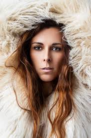 Les images qui nous touchent sont souvent celles qui nous ressemblent Cette  photo est une de mes préférées de 2025. Ce qui me ressemble ? L'entre-deux.  La force et le calme. La