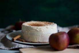 Kostenlose rezepte für vegane kuchen, muffins und plätzchen. Vegane Apfel Zimt Torte Mit Creme Einfach Und Lecker
