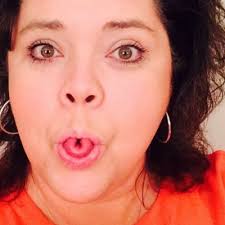 Robyn Abbott (@bcoolhunnybunny)