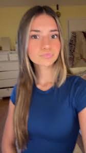 Summer Bernstein's Instagram, Twitter & Facebook