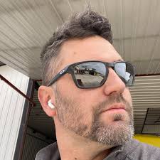 What is the best way to level a no-till field with minimal tillage?