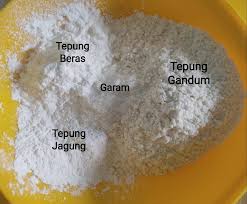 Tepung ini biasa digunakan pada terdapat beragam jenis tepung yang terbuat dari gandum. Step By Step Buat Sotong Celup Tepung Yang Sedap Rangup Tepung Tak Tanggal Waktu Digoreng Vanilla Kismis