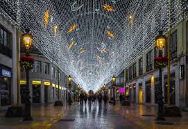 There will be local arts, christmas decorations and candles on sale, as well as a ferris wheel offering great views above the festoon lighting and other vintage fairground rides for the. Stunning Tunnel Of Light Sound To Transform Liverpool S Church Alley This Christmas Ym Liverpool