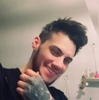 Justin Embrey's Instagram, Twitter & Facebook