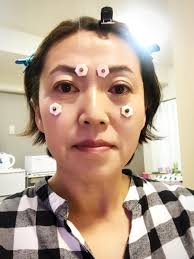 お灸 顔