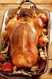 Weihnachtsgans Mit Apfel Rotweinsosse Rezept In 2020 Weihnachtsgans Rezept Weihnachtsgans Und Weihnachtsessen Rezepte Fleisch