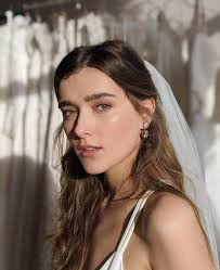 Evie Smith: Bridal Makeup And Hair