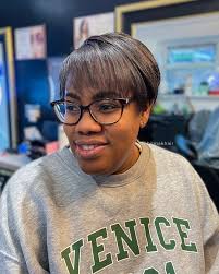 Birthday ready with a fresh pixie cut! ✂️✨ Gave her a cut and blow dry to  celebrate in style. Here's to a year full of new looks and fresh starts!  🎉💇‍♀️ . . #