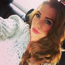 Für sie würde kubi sogar ins gefängnis gehen. Fur Rund 180 Euro Georgina Fleur Bietet Erotische Clips An Promiflash De