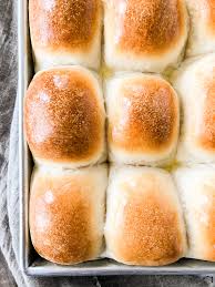Let Your Bread Machine Do All The Mixing And Kneading For These Homemade Dinner B In 2020 Bread Machine Recipes Healthy Buns Recipe Homemade Dinner Rolls Bread Machine