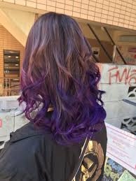 アイリさんのヘアスタイル 原色パープルグラデーション Tredina