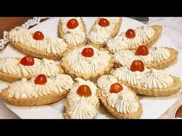زيني طاولة رمضان باركات بموس دجاج و عجينة صابلي مالحة منضر راقي جدا Barquette Sales Au Poulet Youtube Food And Drink Food Recipes