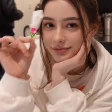 Cannon Lindsay (@CannonLind58599)