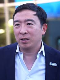Andrew Yang - Wikipedia