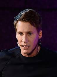 Melinda davy 1 episode 1999. Dustin Lance Black Wikipedia