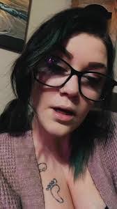 Brittany Haught's Instagram, Twitter & Facebook