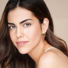 Sasha Hayden's Instagram, Twitter & Facebook