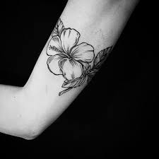 Hibiscus Tattoo On Hand Hibiscus Tattoo Hawaiian Tattoo Hawaiian Flower Tattoos